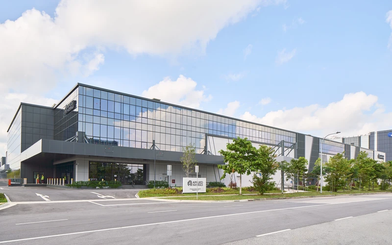 Architectural Video: Showcasing Qbiss One at Applied Materials Singapore