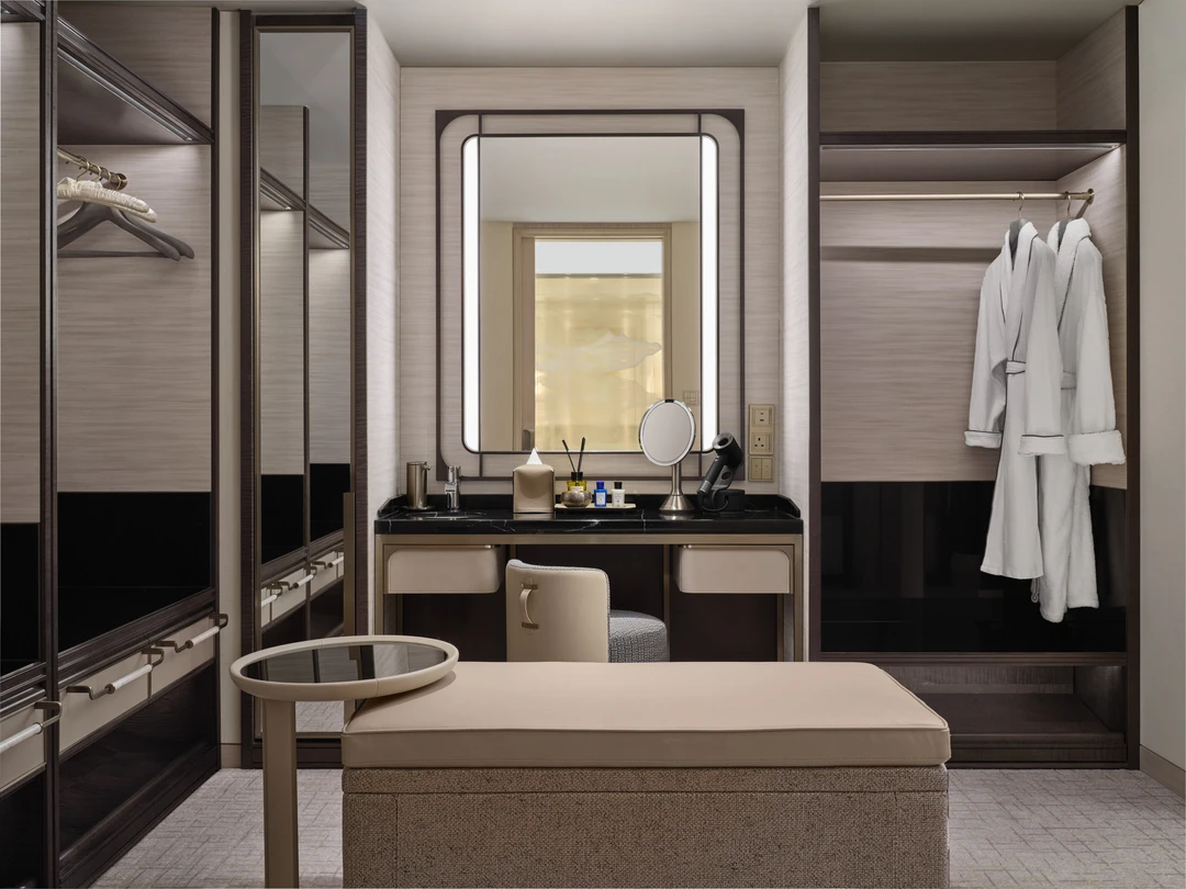 Marina Bay Sands Paiza rooms - 1BR Sea View - Dressing Room