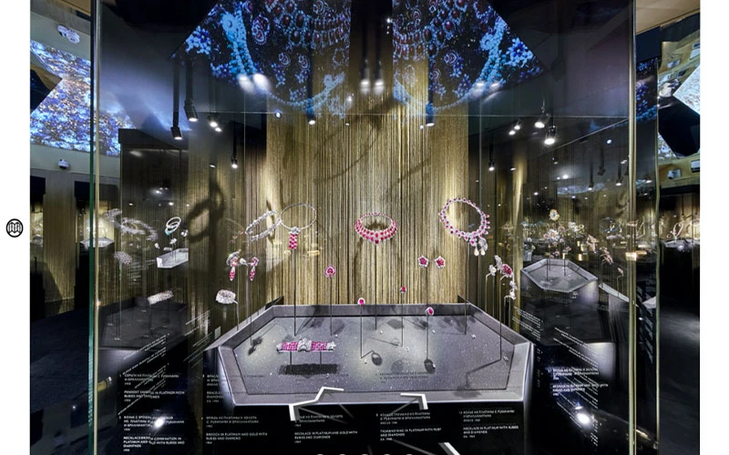360 Virtual Tour of Bulgari Serpentiform Exhibition at the Kremlin in Moscow
