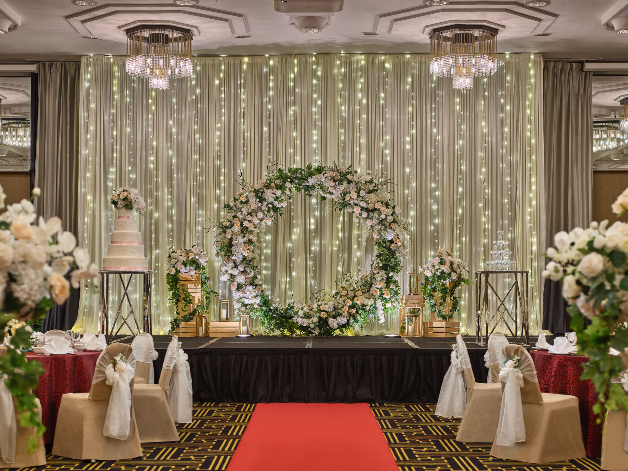 Stage view of the Botanical Rustic wedding setup in Concorde Singapore Hotel ballroom.